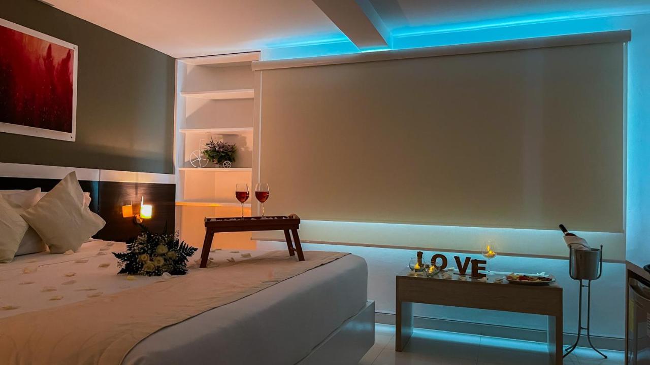 Varanasi Hotel Boutique Aeropuerto Cartagène Extérieur photo